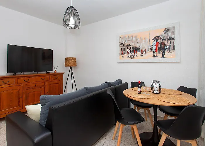 Girasoles Iii F3 アパート