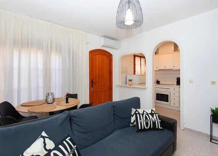 アパート Girasoles Iii F3 *